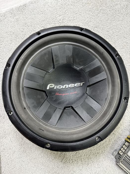 Продам буфер и усилитель (комплект) Pioneer champion series