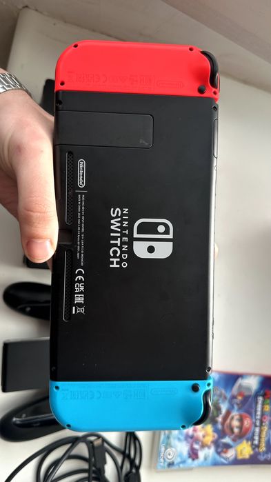 Nintendo Switch V2 с инсталиран PicoFly Modchip