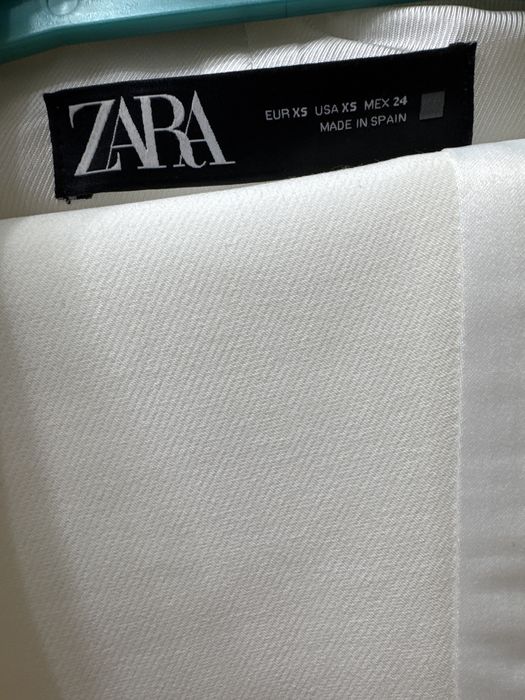 Брючный костюм Zara