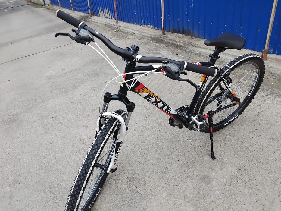 Vând bicicleta din aluminiu