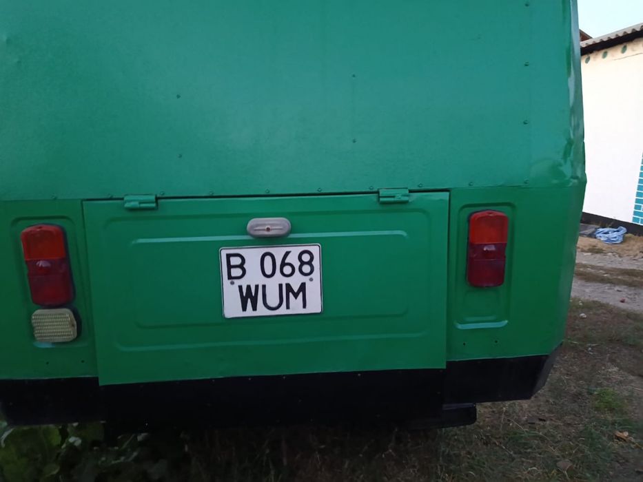 Продам УАЗ 3303-01 Автоклуб