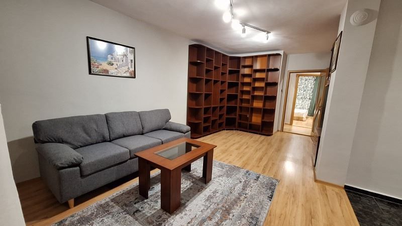 Дава се под наем Двустаен апартамент в Варна, Аспарухово - 75 кв.м за 484.5 € - Снимка #2