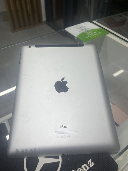ipad 4 64 гб в хорошем состоянии
