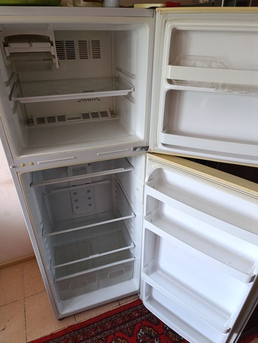 Продается холодильник