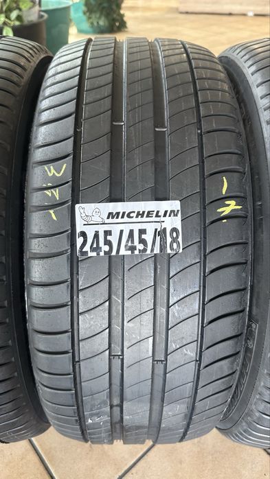 245/45/18 michelin