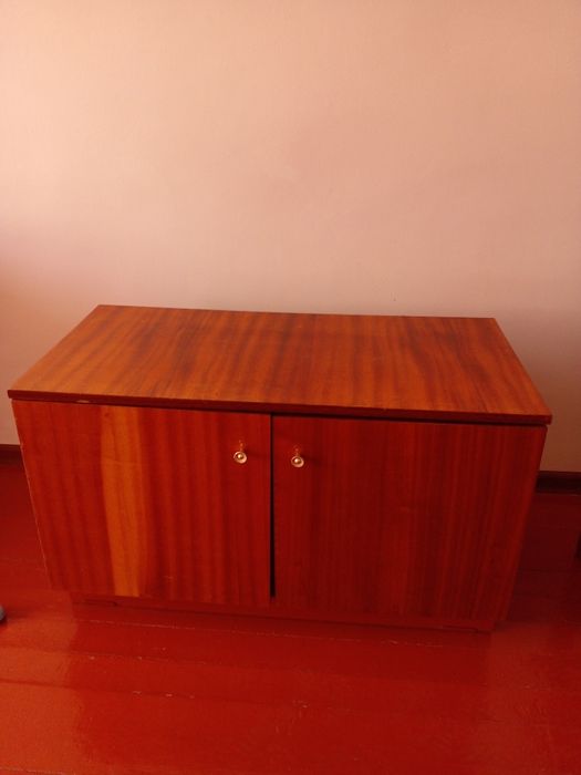 Тумбочка под что угодно