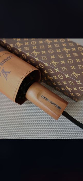 Umbrela  Louis Vuitton, model 2026, 2 modele, preț fix