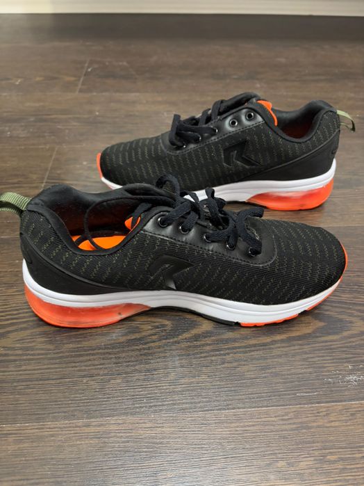 Adidasi alergare femei Reaper