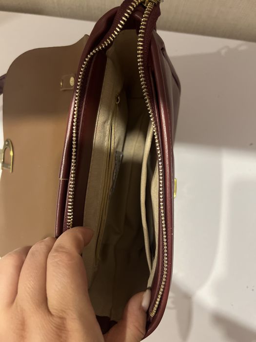 Сумочка бордовый цвет