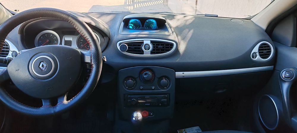 Renault Clio 3 1.4 Benzina,Proprietar. Pentru dezmembrat sau reparat