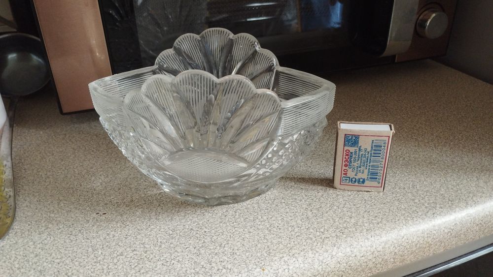 Блюдо, орешница, вазы