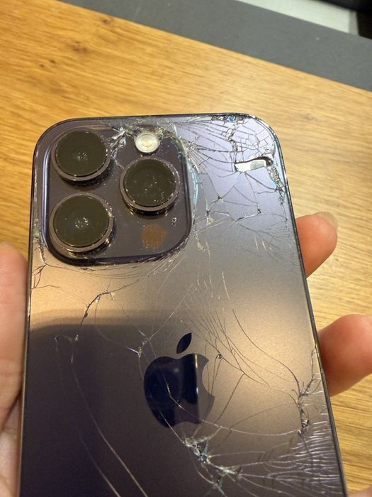 iPhone 14 Pro purple