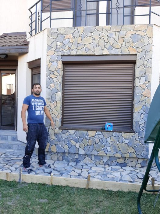 Piatra naturala de munte oferim montaj în tota tara