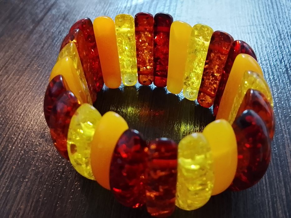 Браслет из янтаря