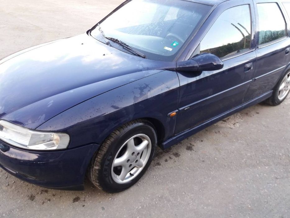 Opel Vectra ecotec 136к.с 2l 16V 2000куб.