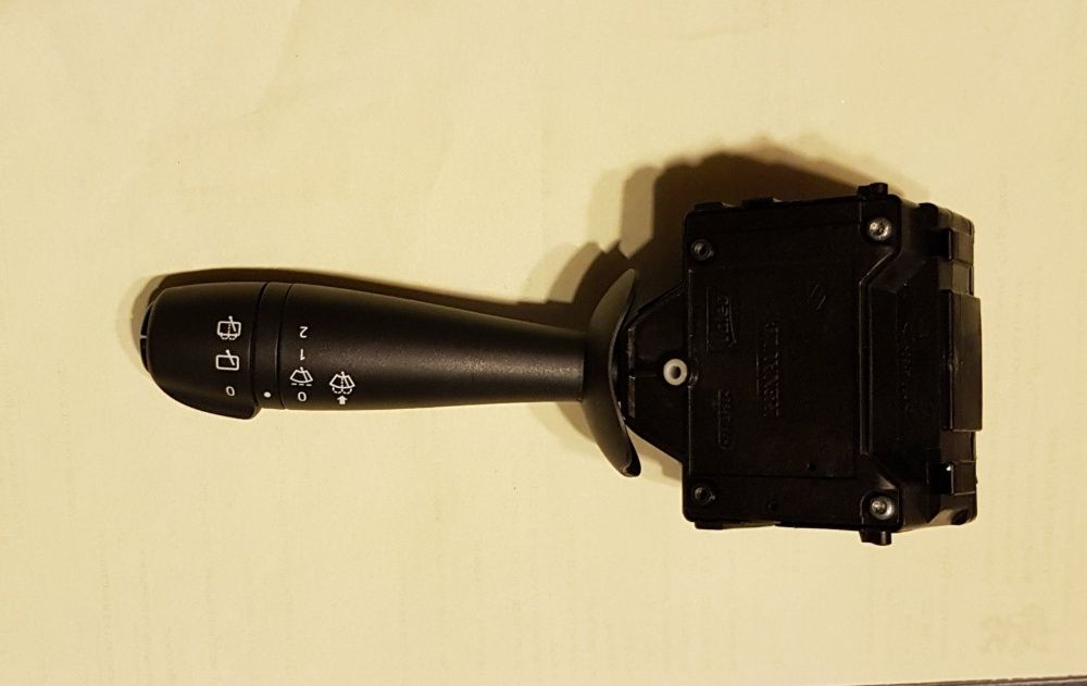 лостче за чистачки за рено клио 4 / Renault Clio IV