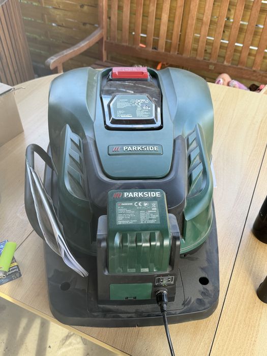 Robot de tuns gazon