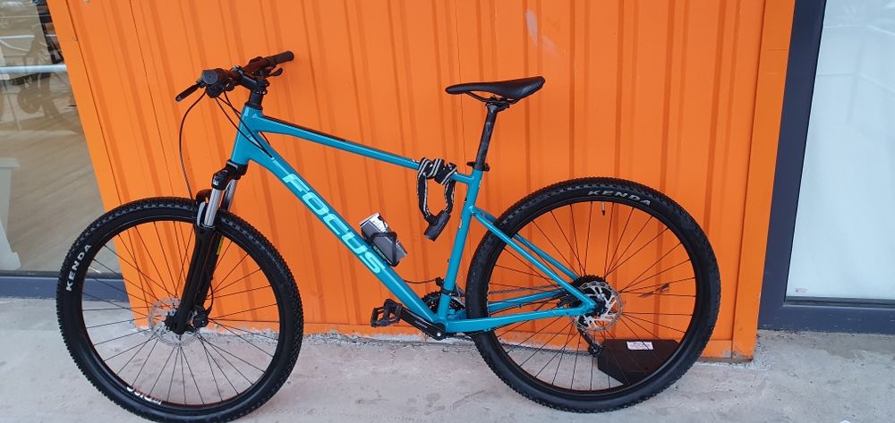 Bicicleta Focus 29 aluminiu