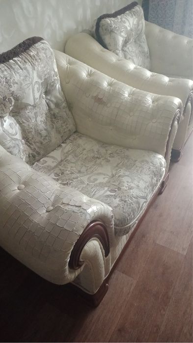 Отдам кресла два штуки