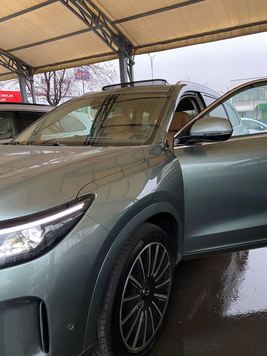 Huawei Aito M7, restaling