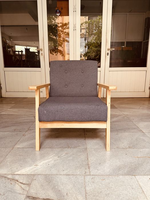 Скандинавско ретро кресло от масив – удобно дизайнерско lounge кресло (mid-century стил)