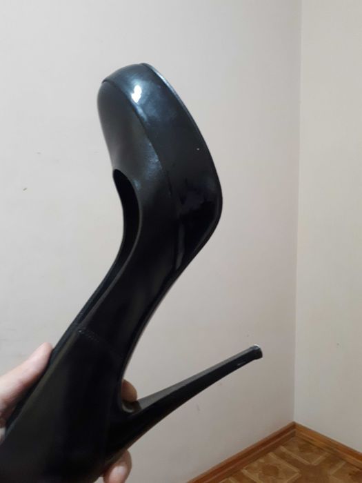 Женская обувь poletto