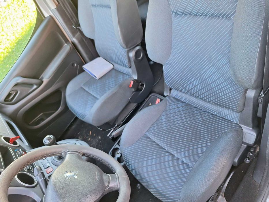 Peugeot Partner 1.6 hdi 8v на части 2013г berlingo