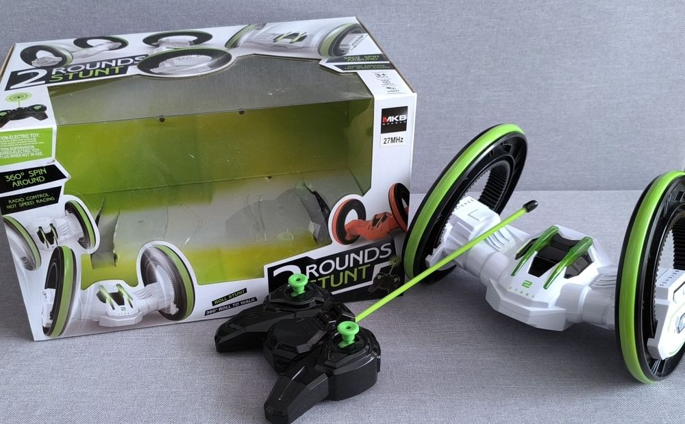 Masina de jucarie cu telecomanda, RC2 Round Stunt 360°