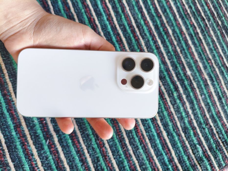 Apple 15 pro 128 Gb
