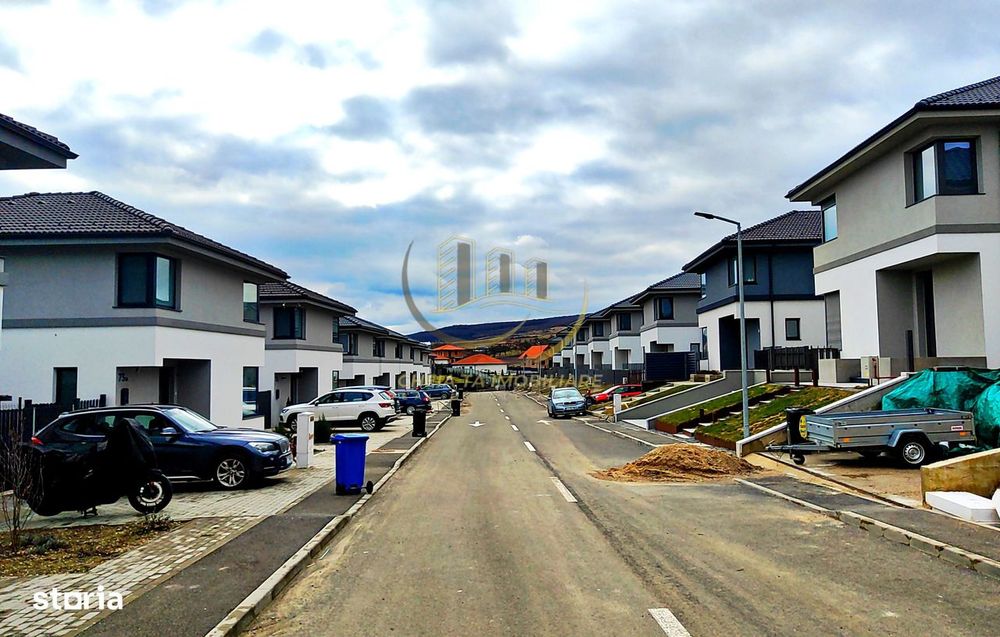 De Vânzare Casă In Ansamblu Rezidential - 120 Mp