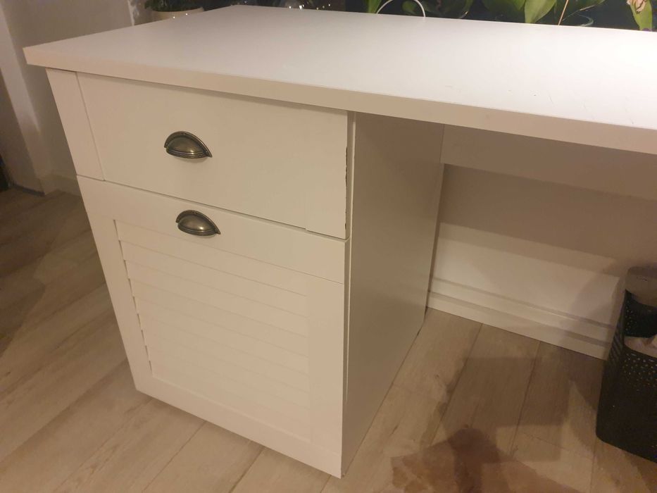 Vand  birou utilizat