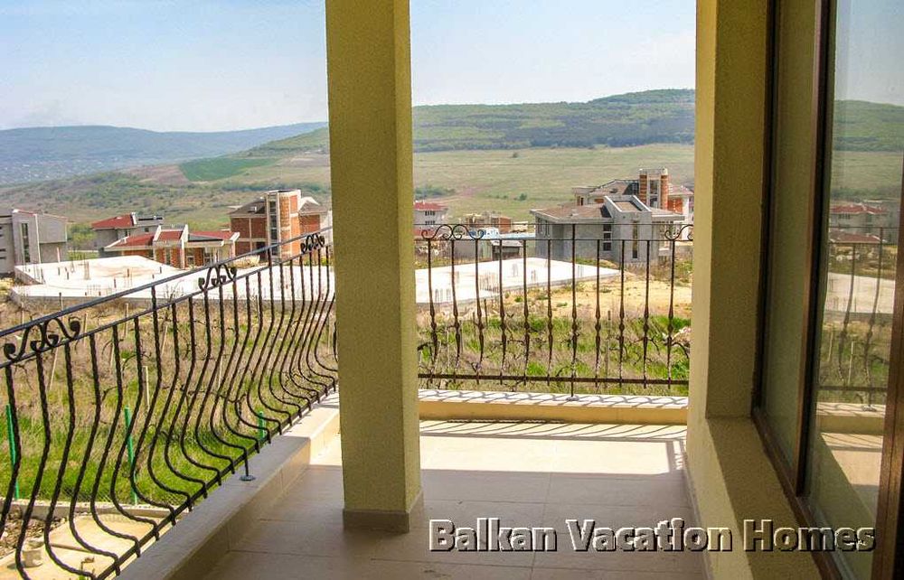 Вили близо до Албена с невероятна морска панорама