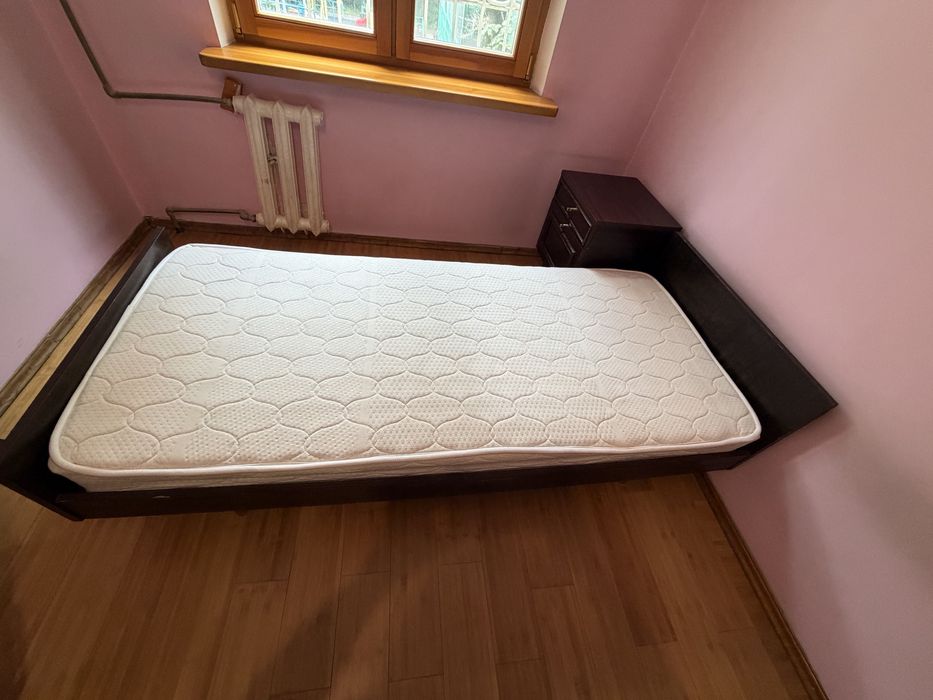 Продам кровать односпалку