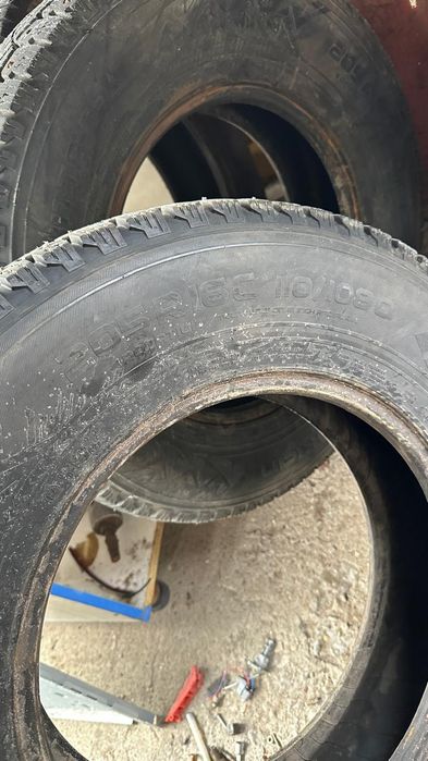 Продам зимние покрышки р16