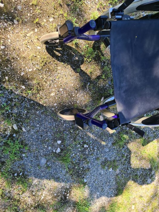 Scaun cărucior handicap ușor