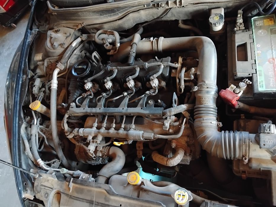 Motor 2.2 mazda 6 R2,120 kw