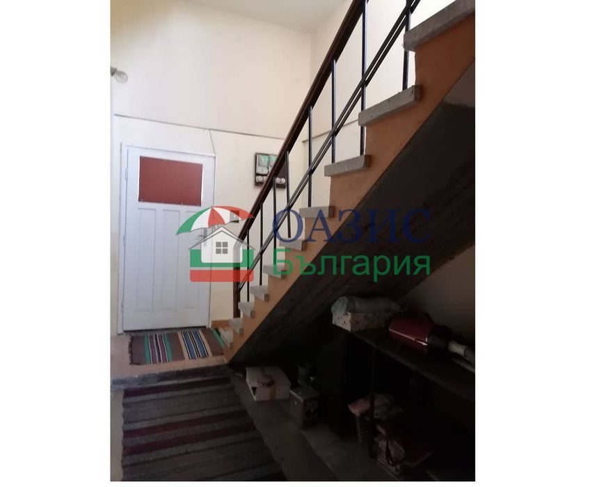 Къща 2-етажна-190 кв.м. + двор 420 кв. м., гр. Средец, обл. Бургас