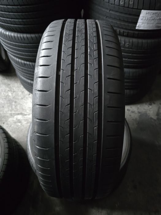 Continental 215/50 R18 92V vară