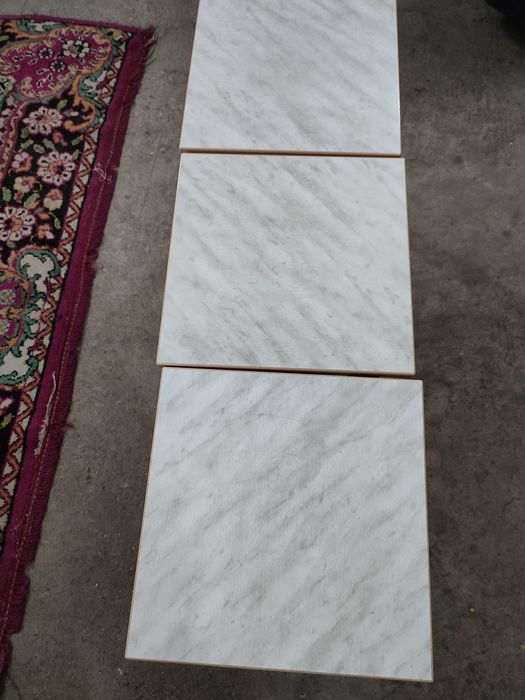 Тубареты и стулья