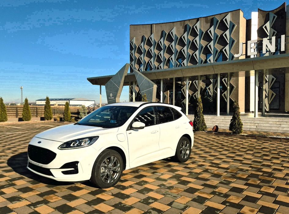 Ford Kuga KUGA ST LINE X plug-in hibrid cu garantie