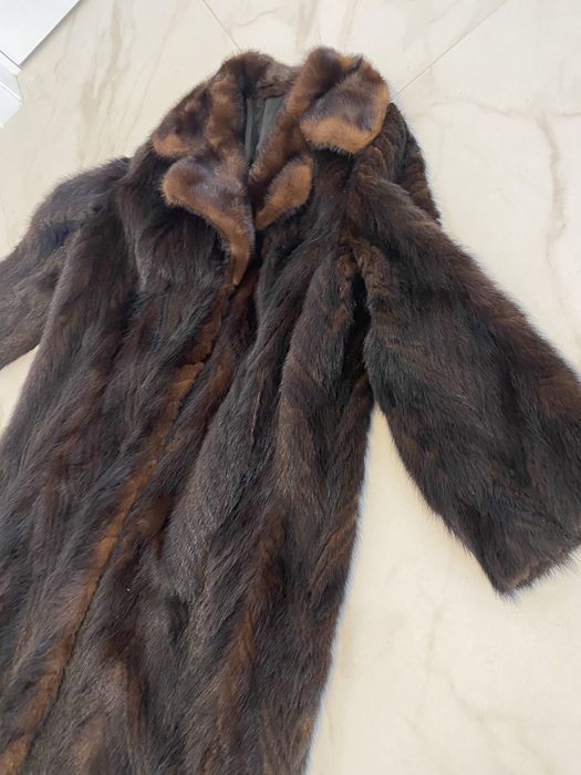 Blana naturala lunga de nurca