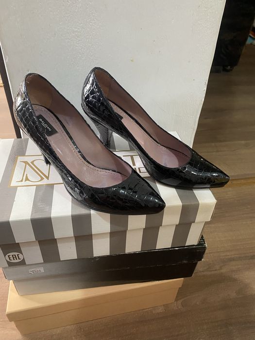 Продам кожанный обувь