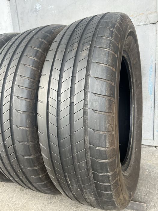4 бр. летни гуми 225/65/17 Bridgestone DOT 1521 4,5-5 mm