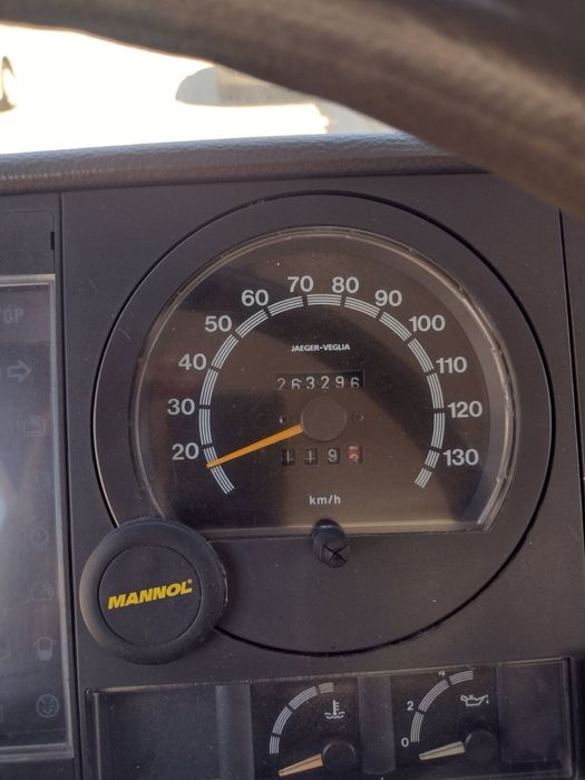 Продавам Nissan L35