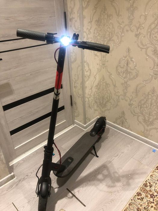 Продаётся электросамокат Xiaomi