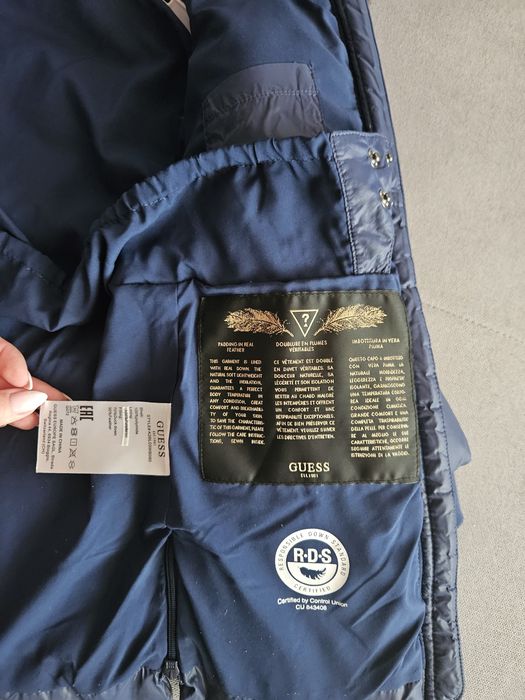 Детско зимно яке Guess