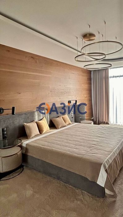 Продава се Тристаен апартамент в Несебър - 127 кв.м за 1366 €/кв.м - Снимка #11