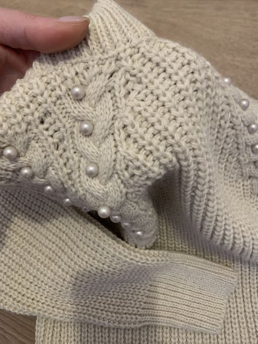 Bluza noua xs model deosebit