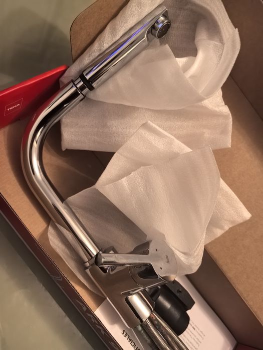 Батерия за мивка с подвижен душ