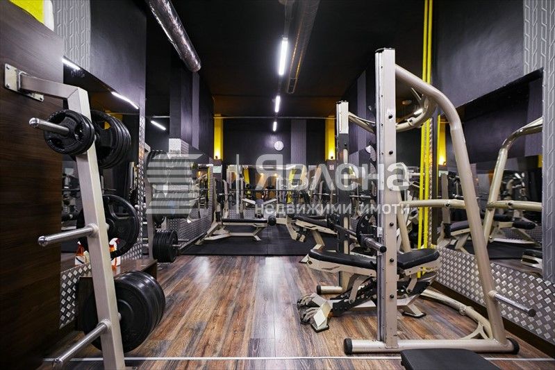 Продава се Магазин в София, Света Троица - 814 кв.м за 799 €/кв.м - Снимка #5